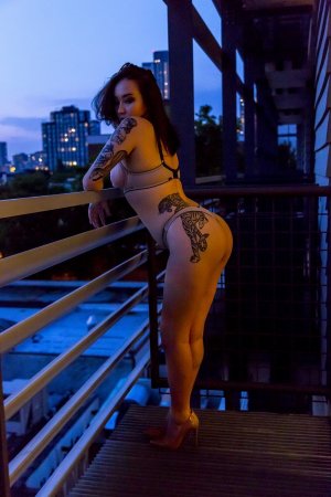 Tracey escorts in Parlier CA